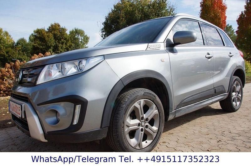 Grau Gebraucht 2018 Suzuki Vitara SUV | 11.423 € (Fairer Preis) - Bild 1/4