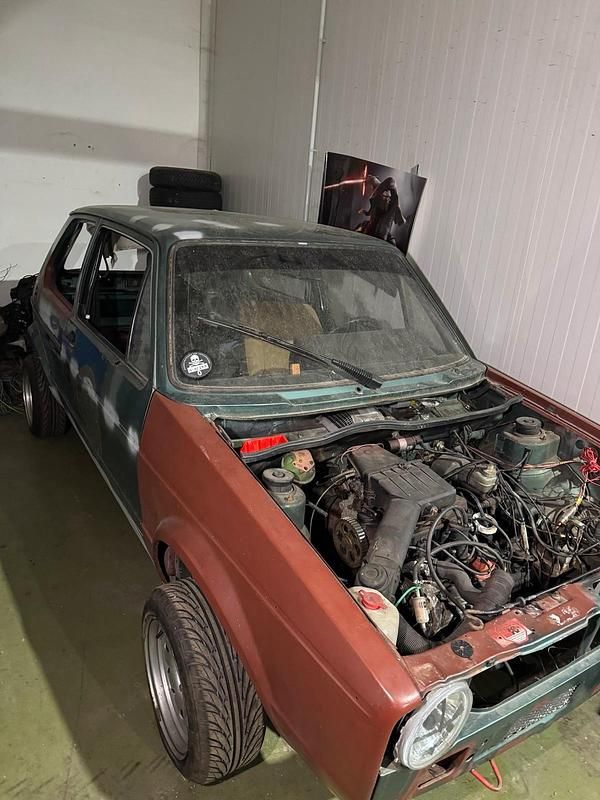 Gebraucht VW Golf I 70 PS (51 kW) 1983 Grün Kleinwagen