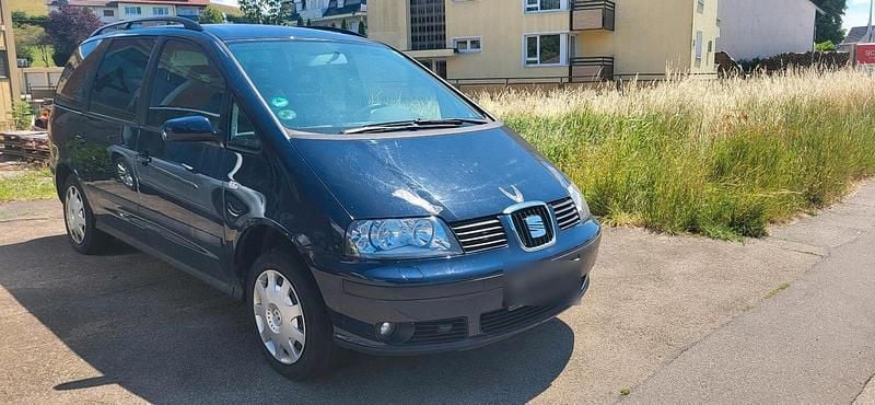 Blau Gebraucht 2005 Seat Alhambra Van / Kleinbus | 900 € (Guter Preis) - Bild 1/4