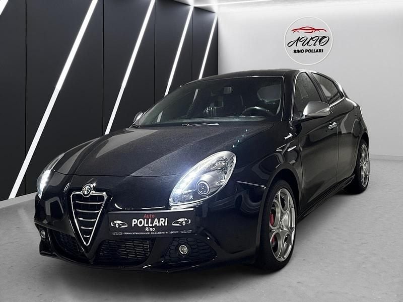 Colore esterno (alfa schwarz) Gebraucht 2013 Alfa Romeo Giulietta Turismo Kleinwagen | 8.900 € (Guter Preis) - Bild 1/4