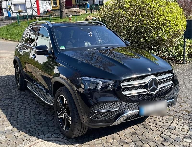 Gebraucht Mercedes GLE300 245 PS (180 kW) 2019 Schwarz SUV