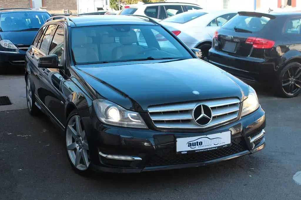 Gebraucht Mercedes C300 AMG line 231 PS (169 kW) 2011 Schwarz Limousine
