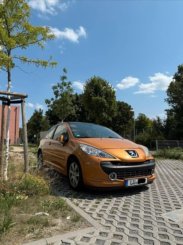 Orange Gebraucht 2009 Peugeot 207 Platinum Kleinwagen | 1.800 € (Superpreis) - Bild 1/4