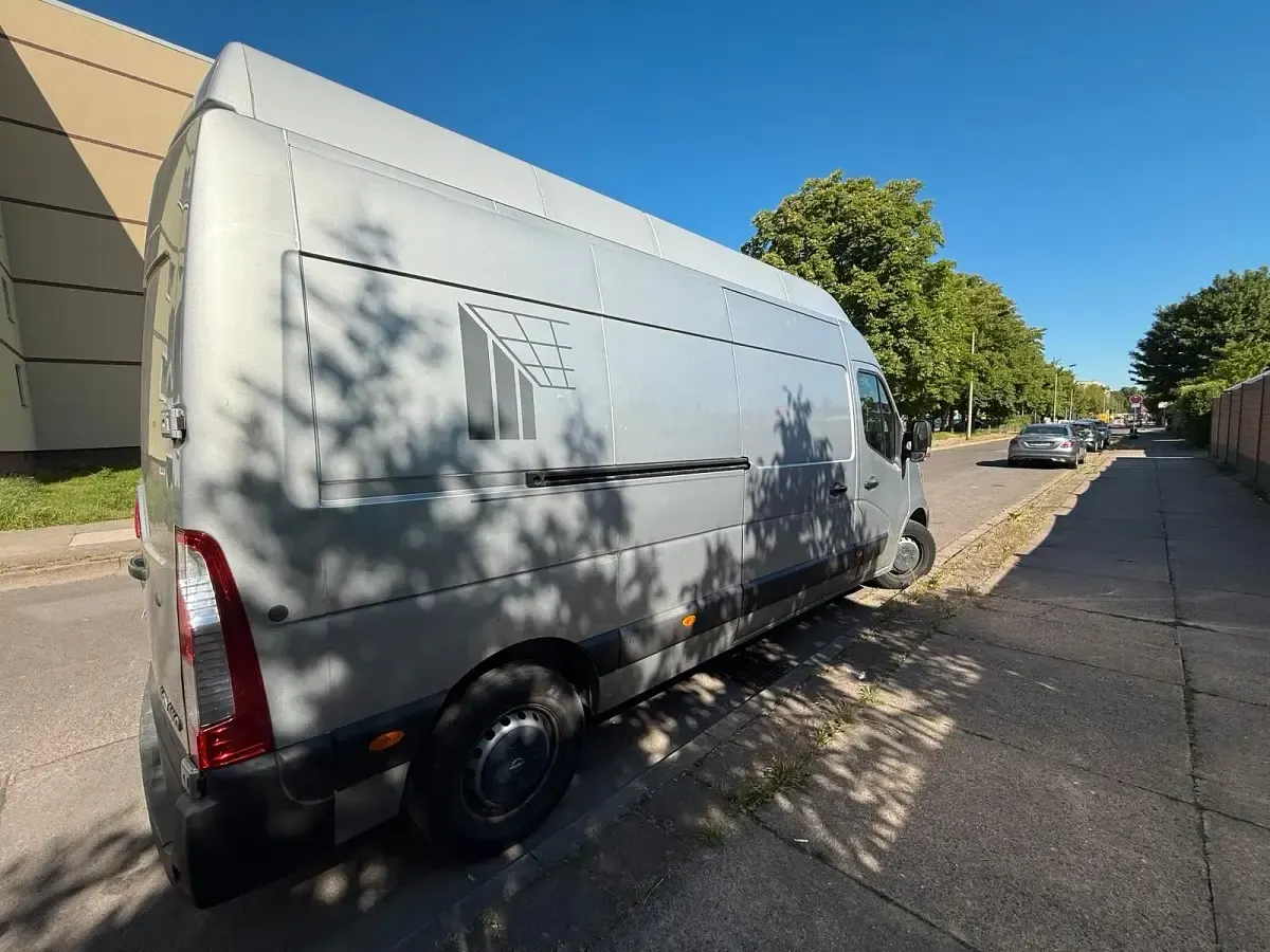Gebraucht Opel Movano 125 PS (91 kW) 2012 Silber Van / Kleinbus