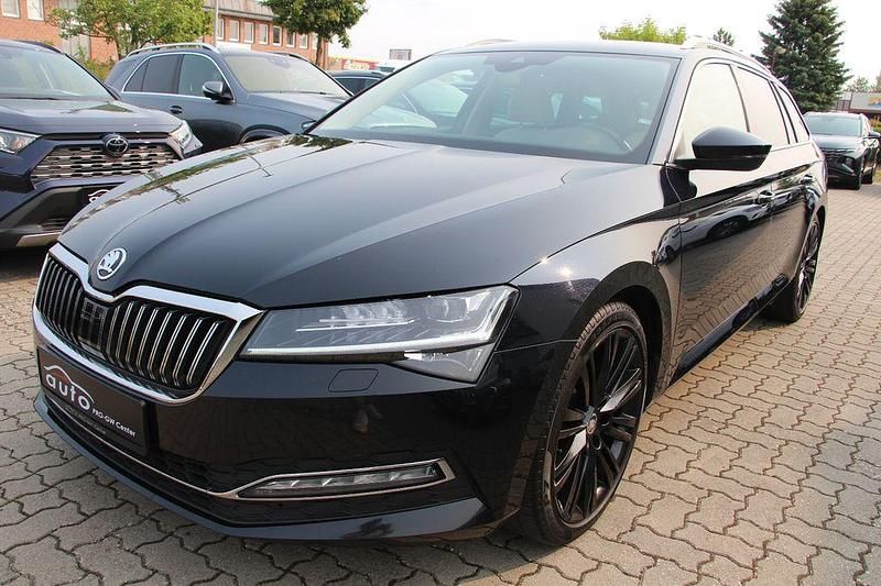 Schwarz Gebraucht 2020 Skoda Superb Business Line Kombi | 22.900 € (Etwas zu teuer) - Bild 1/4