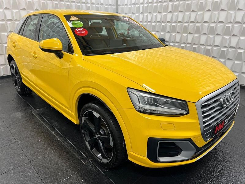 Używany Audi Q2 Sport 116 KM (85 kW) 2017 Żółty SUV