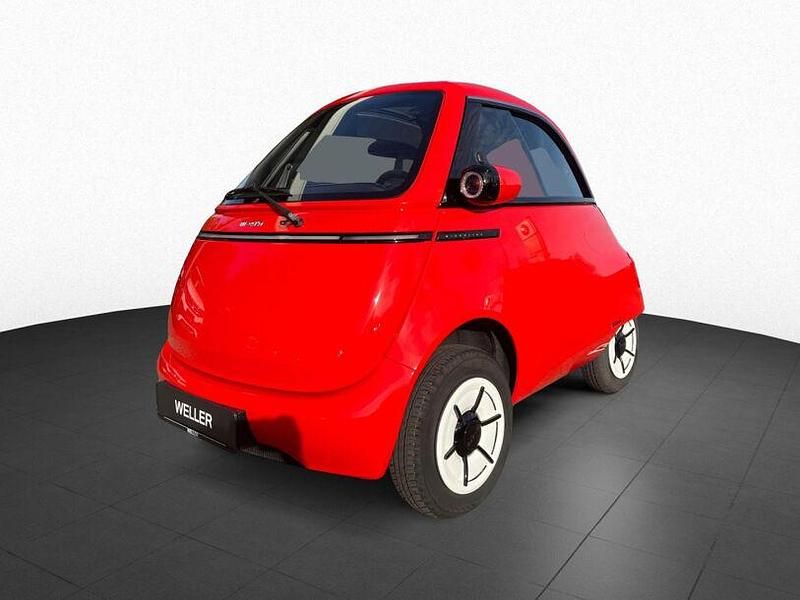 Usado Micro Microlino 13 kW (18 HP) 2024 Vermelho Citadino
