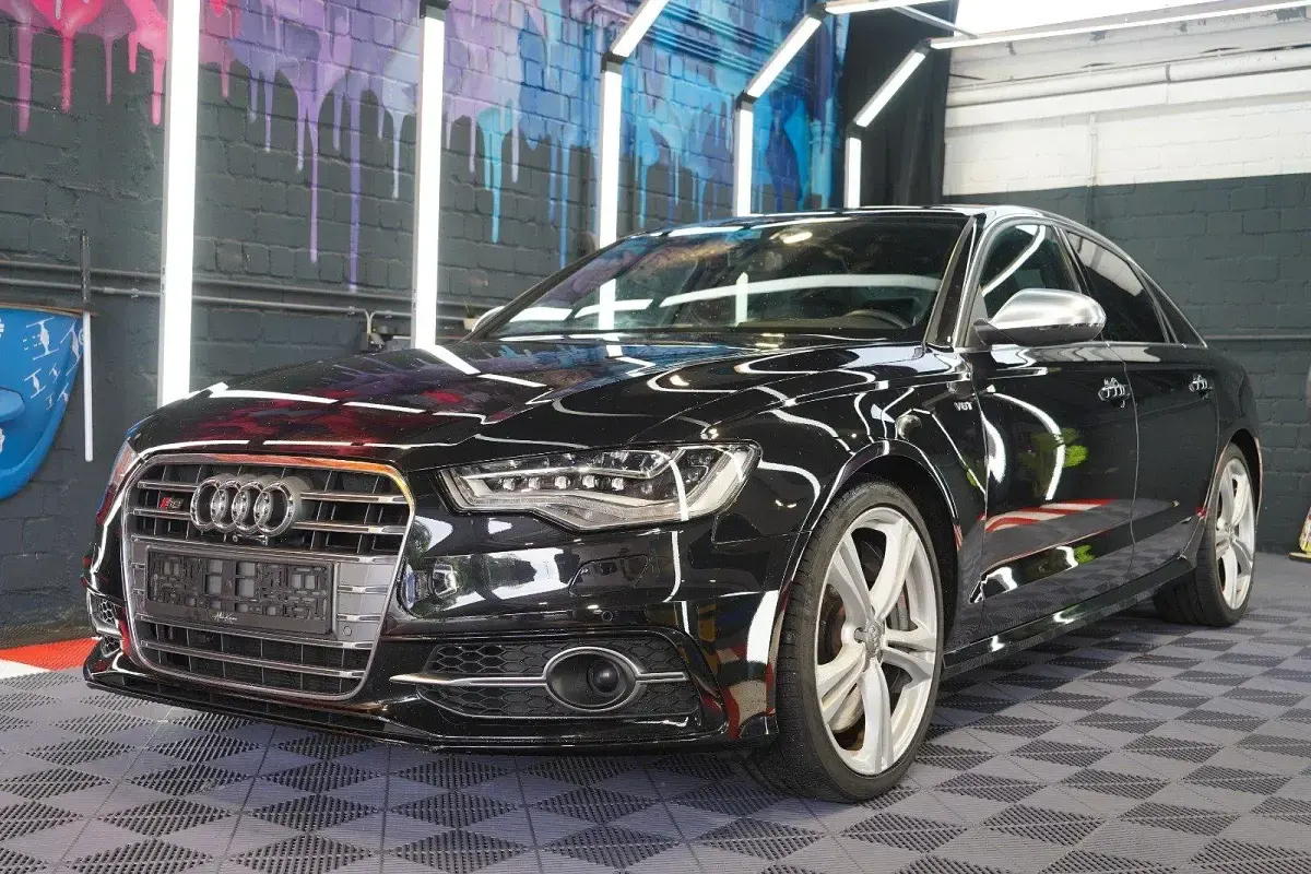 Gebraucht Audi S6 Ambiente 420 PS (308 kW) 2013 Schwarz Limousine