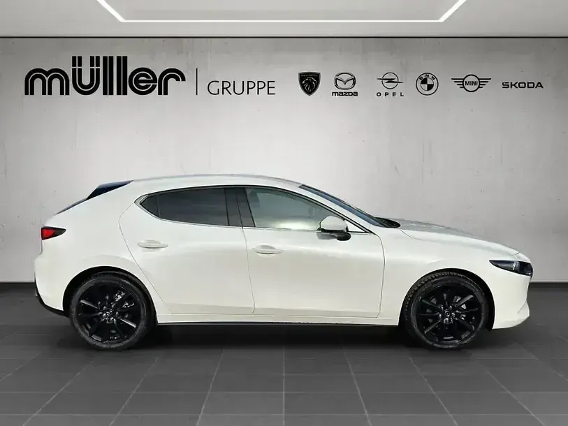 Gebraucht Mazda 3 Exclusive 186 PS (136 kW) 2026 Weiß Limousine