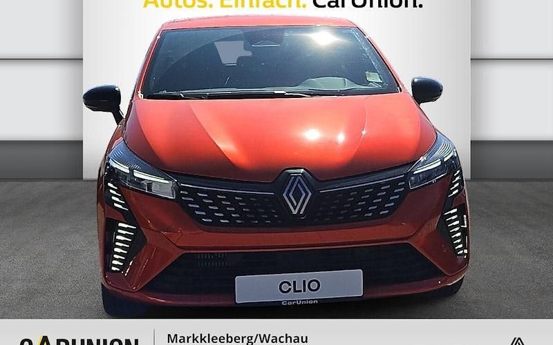 Gebraucht Renault Clio V Techno 91 PS (66 kW) 2025 Valenciaorange metallic Limousine