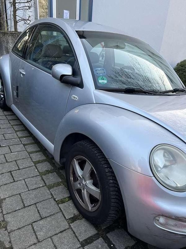 Gebraucht VW Beetle 102 PS (75 kW) 2000 Silber Kleinwagen
