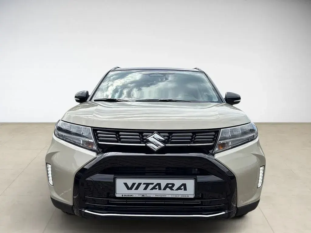 Neu Suzuki Vitara Comfort+ 110 PS (80 kW) 2026 Braun SUV
