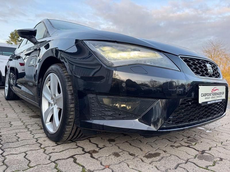 Schwarz Gebraucht 2014 Seat Leon FR Limousine | 9.999 € (Guter Preis) - Bild 1/4