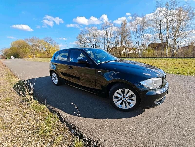 Gebraucht BMW 128 122 PS (89 kW) 2009 Schwarz Limousine
