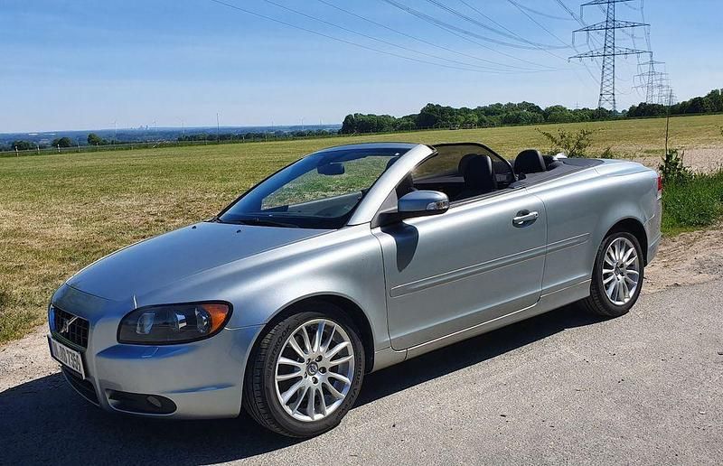 Silber Gebraucht 2009 Volvo C70 Summum Cabrio | 7.950 € (Guter Preis) - Bild 1/4