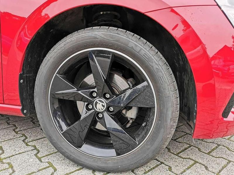 Gebraucht Skoda Scala Ambition 110 PS (80 kW) 2023 Rot Kleinwagen