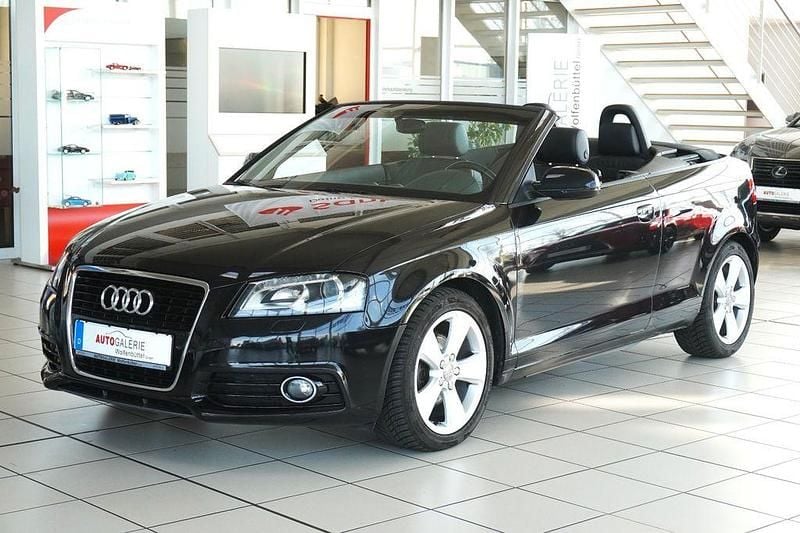 Gebraucht Audi A3 Cabriolet S-Line 140 PS (102 kW) 2011 Phantomschwarz perleffekt Cabrio