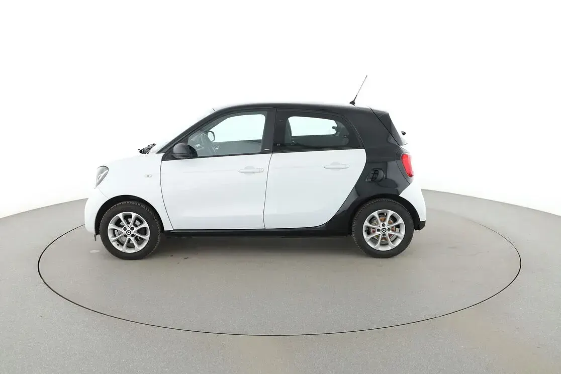 Gebraucht Smart ForFour Basis 71 PS (52 kW) 2018 Schwarz Kleinwagen