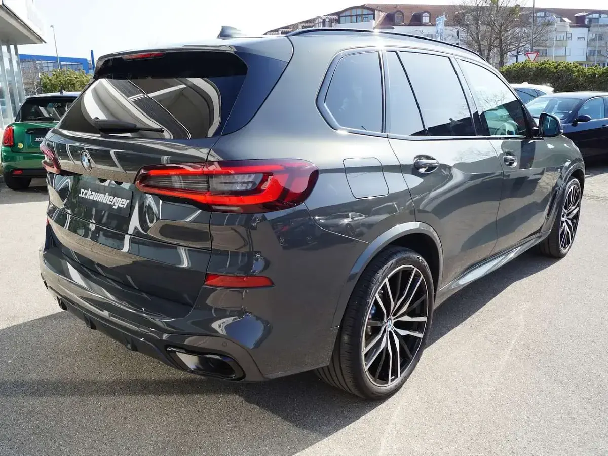 Gebraucht BMW X5 M Sport 286 PS (210 kW) 2023 Dravitgrau SUV