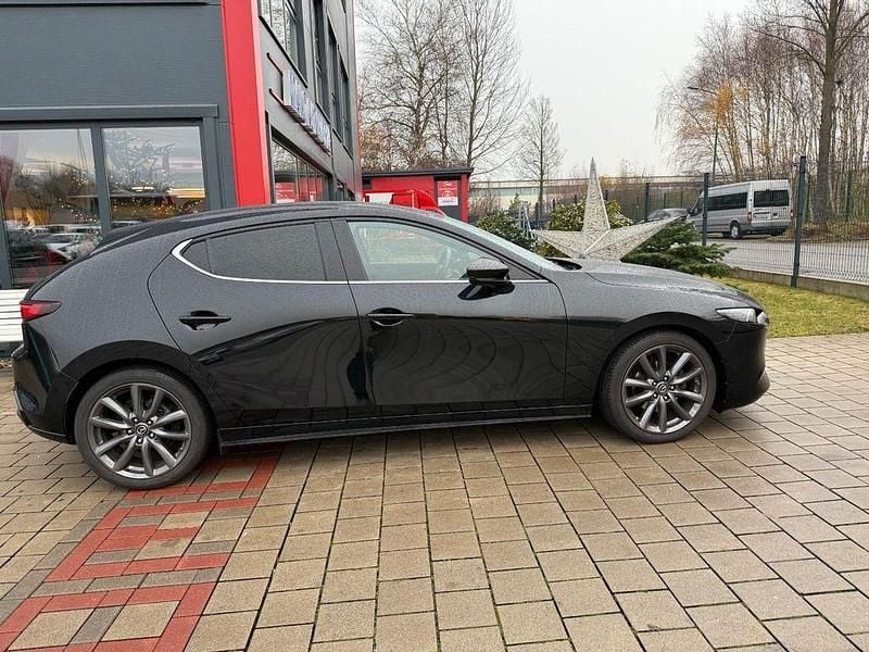 Gebraucht Mazda 3 Selection 122 PS (89 kW) 2019 Schwarz Limousine