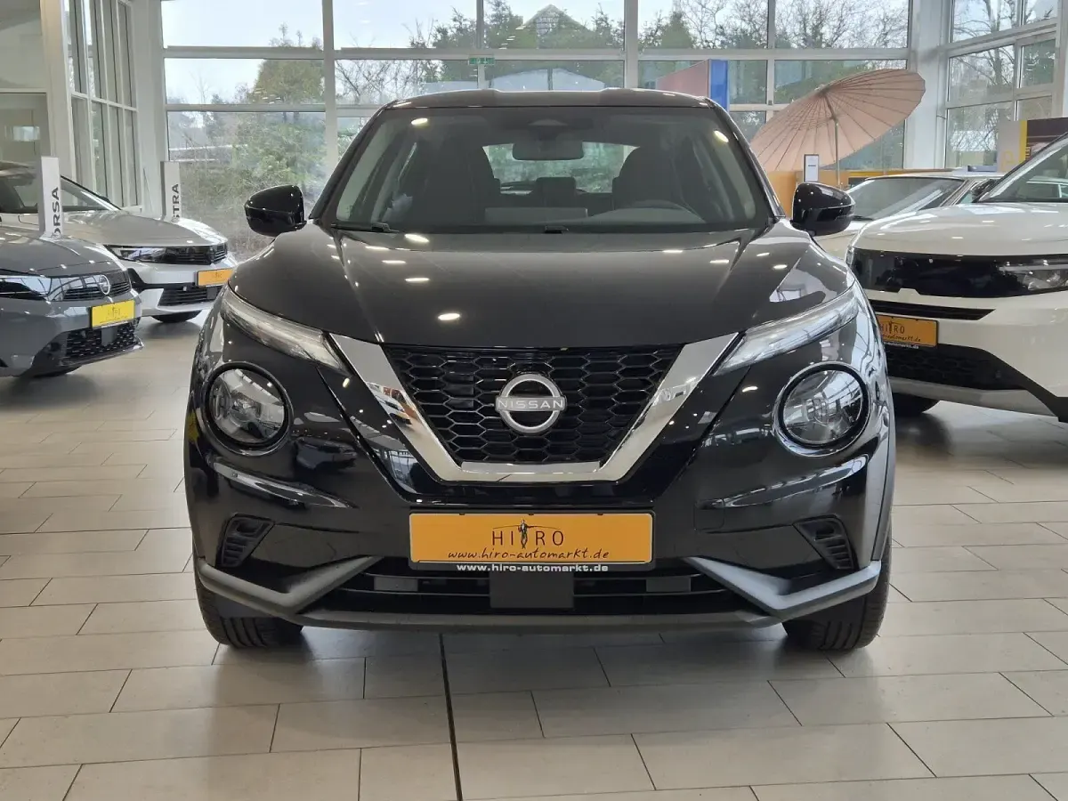Neu Nissan Juke Acenta 114 PS (83 kW) 2026 Pearl black SUV