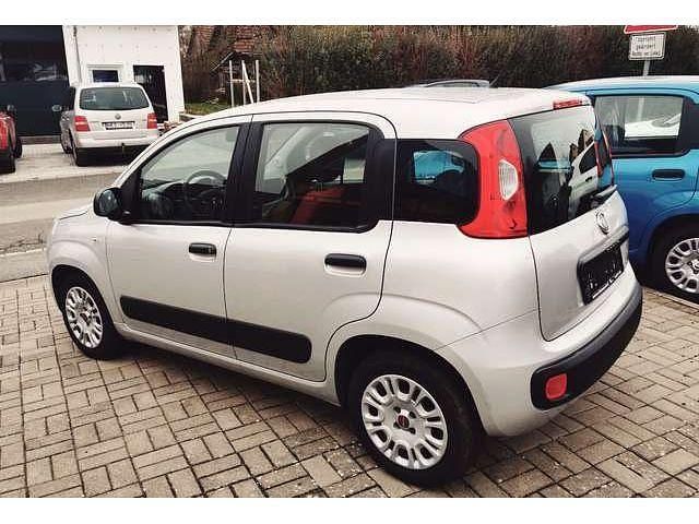 Gebraucht Fiat Panda Easy 69 PS (50 kW) 2015 Argento alfa Kleinwagen