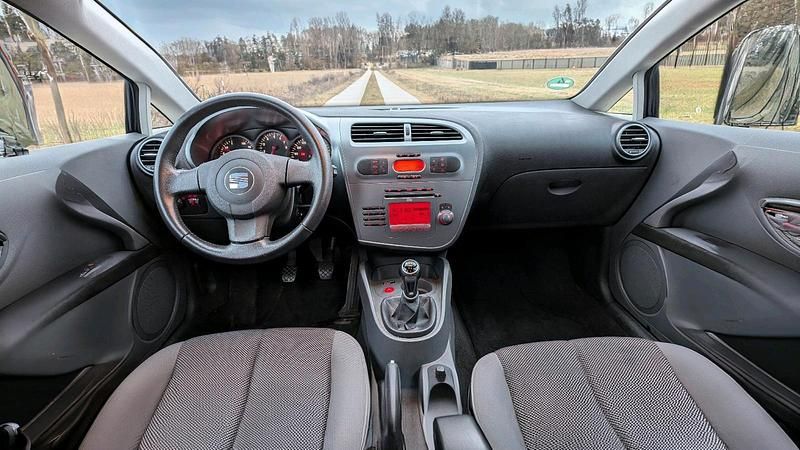 Gebraucht Seat Leon 125 PS (91 kW) 2008 Blau Kleinwagen