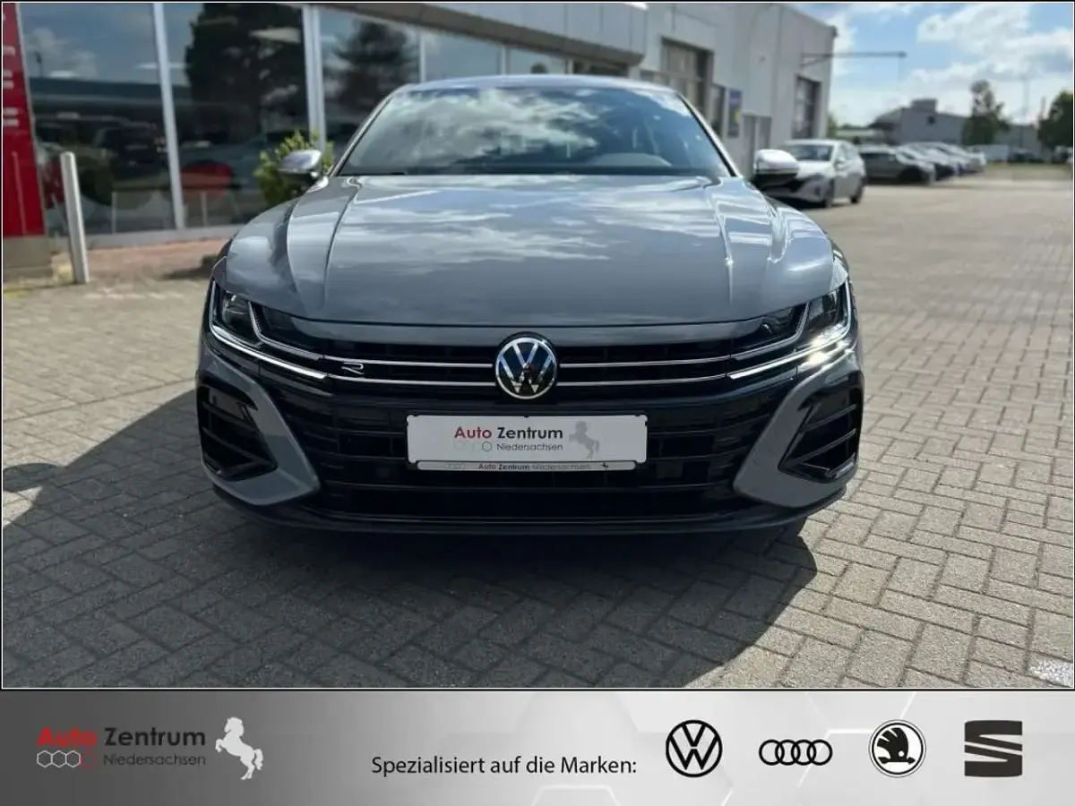 Gebraucht VW Arteon R 320 PS (235 kW) 2024 Grau Kombi