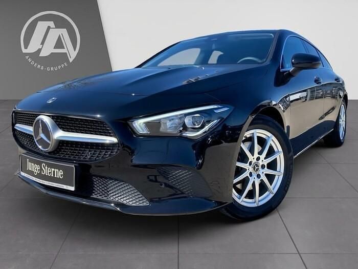 Nachtschwarz Gebraucht 2023 Mercedes CLA200 Kombi | 27.114 € (Guter Preis) - Bild 1/4