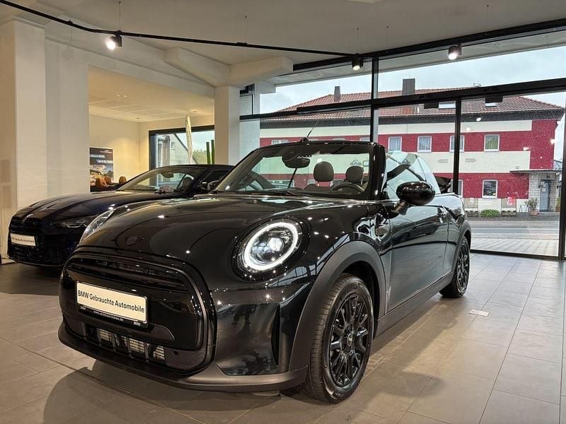 Midnight black ii Gebraucht 2024 Mini Cooper Cabriolet Classic Cabrio | 27.890 € (Fairer Preis) - Bild 1/4