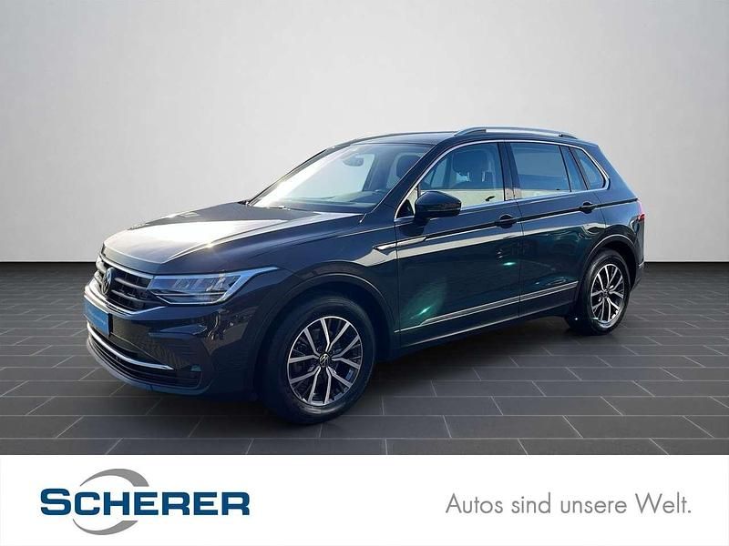 Uranograu Gebraucht 2022 VW Tiguan Life SUV | 22.900 € (Guter Preis) - Bild 1/4