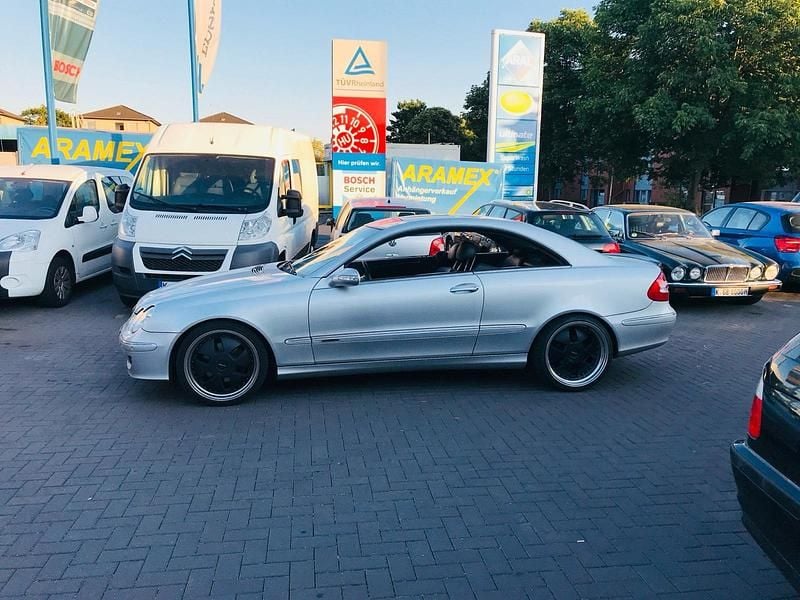 Silber Gebraucht 2002 Mercedes CLK320 Coupé | 4.000 € (Fairer Preis) - Bild 1/4