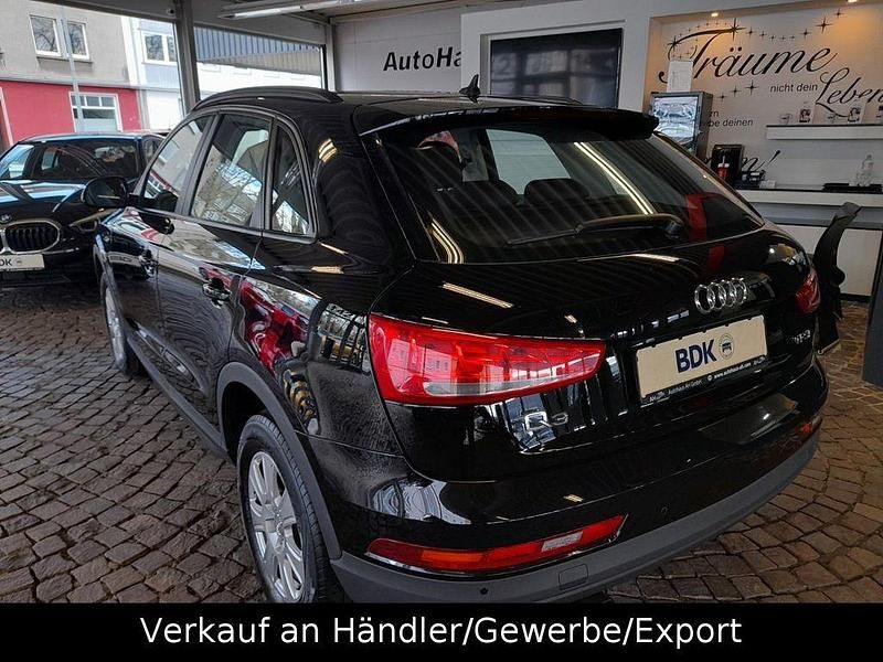 Gebraucht Audi Q3 Basis 150 PS (110 kW) 2018 Schwarz SUV