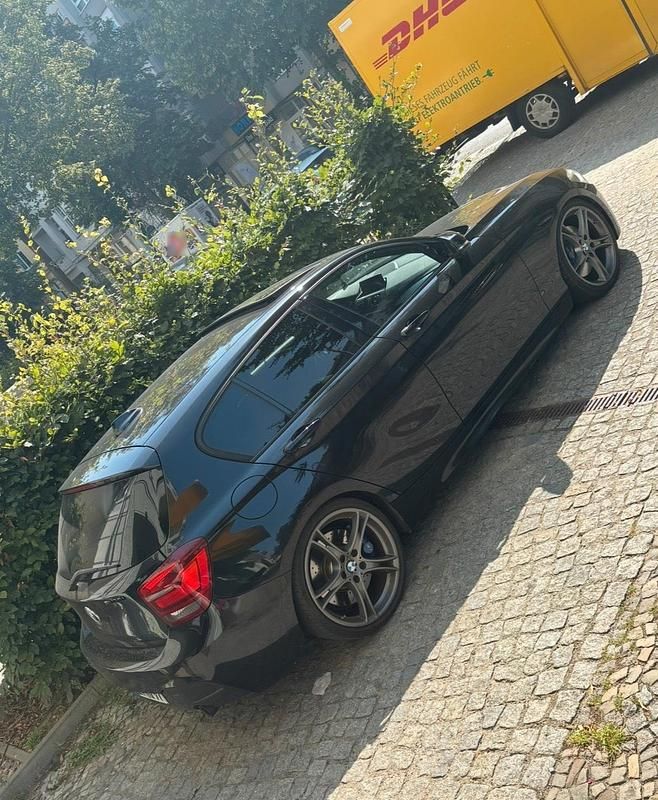 Gebraucht BMW M135 Advantage 320 PS (235 kW) 2014 Schwarz Kleinwagen