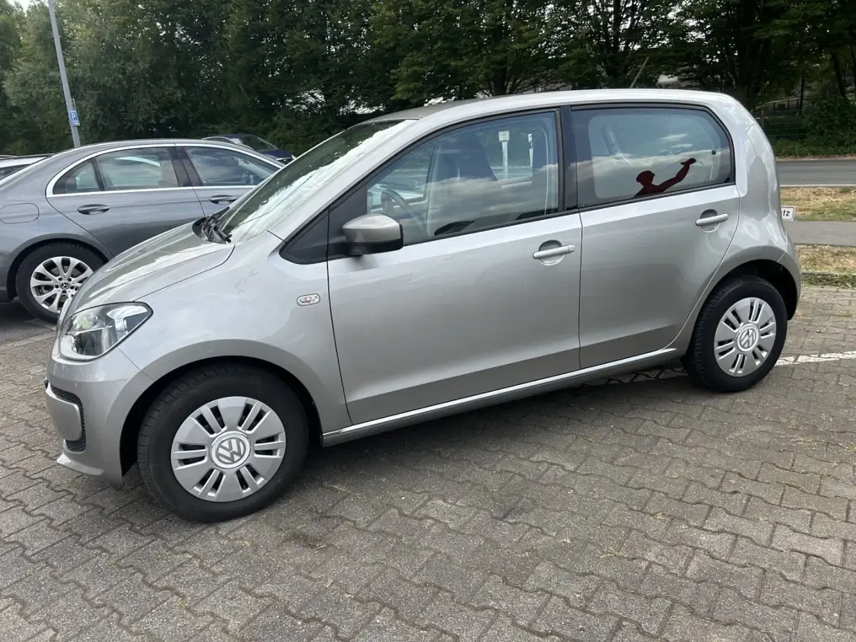 Gebraucht VW up! Move 60 PS (44 kW) 2016 Dark silver metallic Kleinwagen