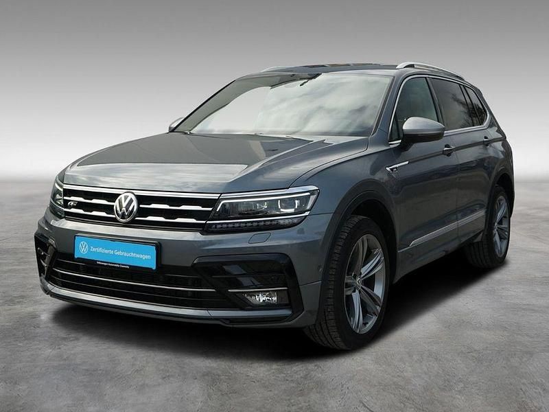 Gebraucht VW Tiguan Allspace Highline 190 PS (139 kW) 2020 2r platinum grey metallic SUV