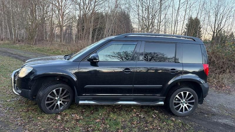 Gebraucht Skoda Yeti Plus Edition 140 PS (102 kW) 2012 Schwarz SUV