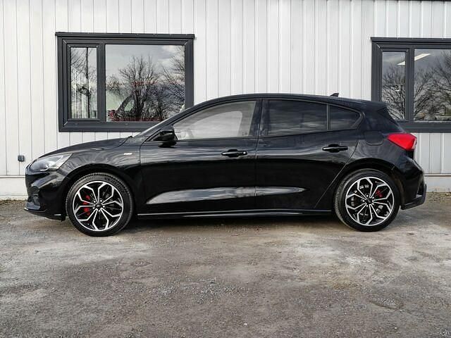 Gebraucht Ford Focus ST-Line 125 PS (91 kW) 2021 Schwarz Limousine