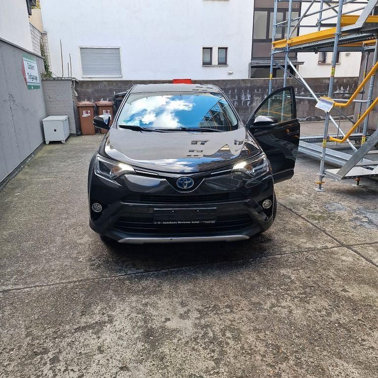 Gebraucht Toyota RAV4 Comfort 197 PS (144 kW) 2017 Schwarz SUV