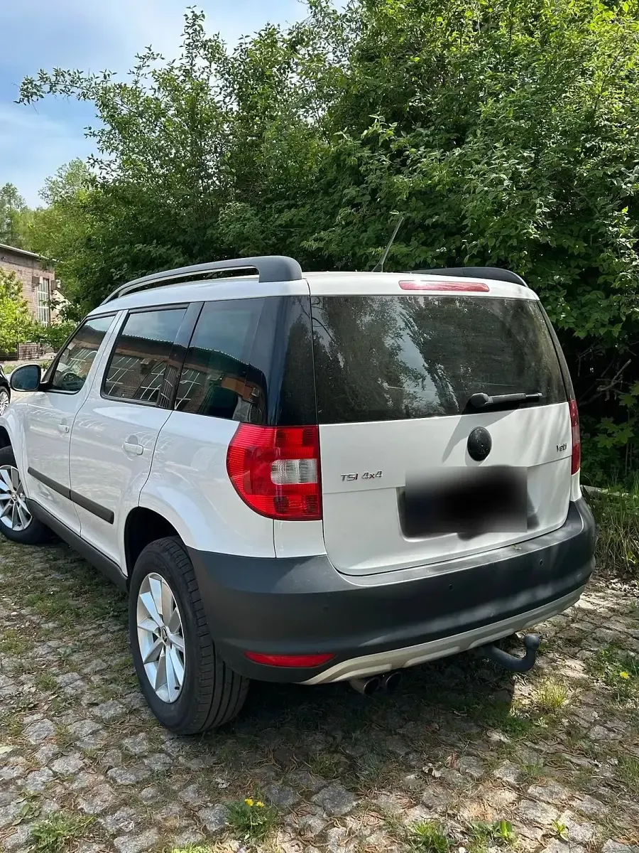 Gebraucht Skoda Yeti 160 PS (117 kW) 2013 Weiß SUV