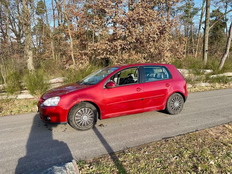 Gebraucht VW Golf IV Highline 105 PS (77 kW) 2005 Rot Kombi