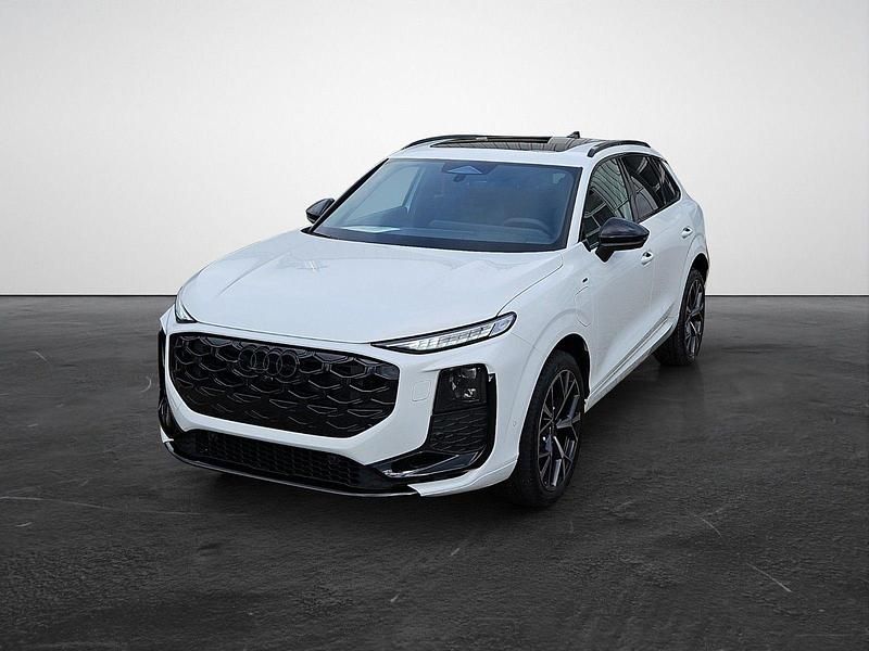 Gebraucht Audi Q3 Ambiente 272 PS (200 kW) 2025 Weiß (gletscherweiß metallic) SUV