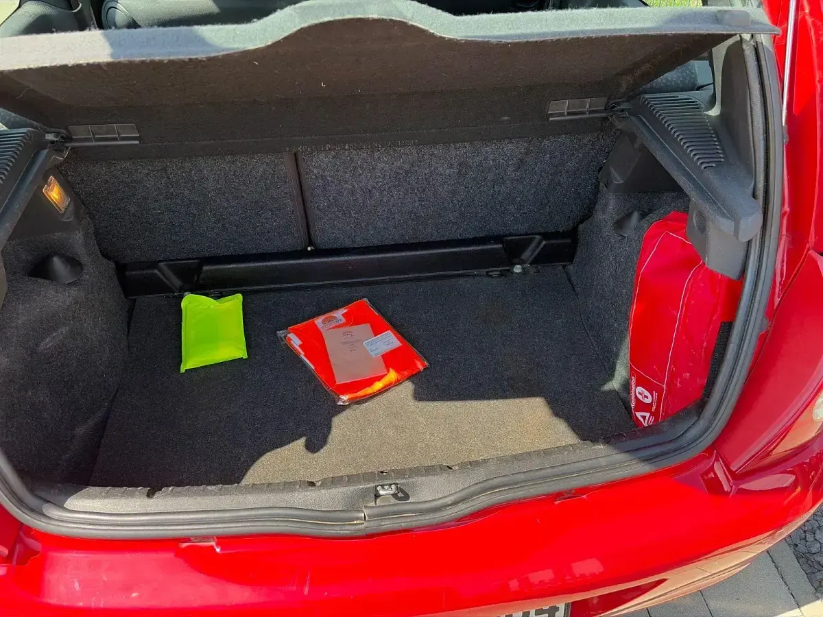 Gebraucht Renault Clio II Campus 58 PS (42 kW) 2009 Rot Limousine