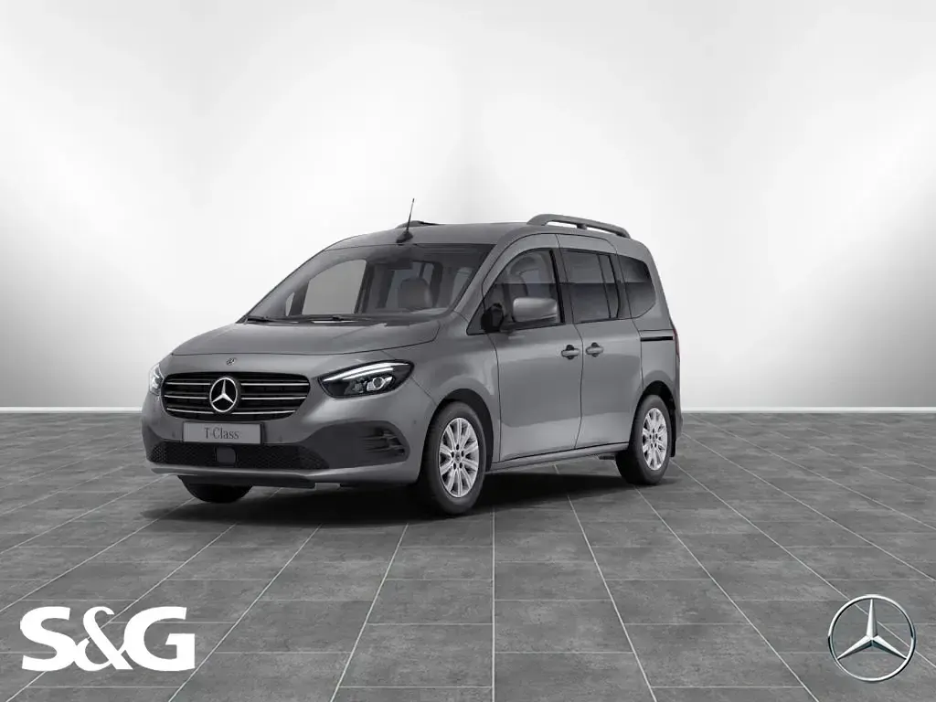 Gebraucht Mercedes T180 Progressive 131 PS (96 kW) 2025 Van / Kleinbus