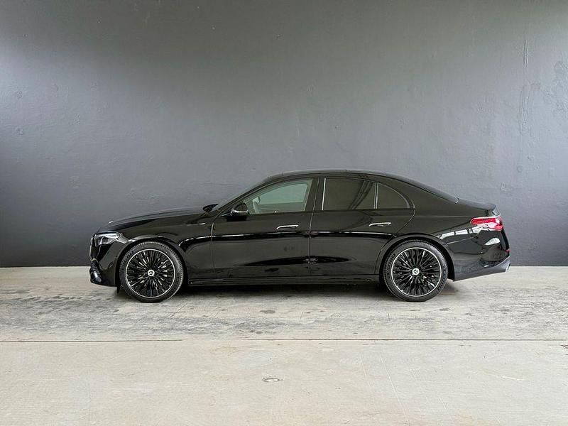 Gebraucht Mercedes E200 Advanced 163 PS (119 kW) 2025 Schwarz Limousine