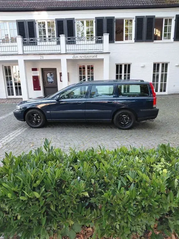Gebraucht Volvo V70 140 PS (102 kW) 2001 Blau Kombi