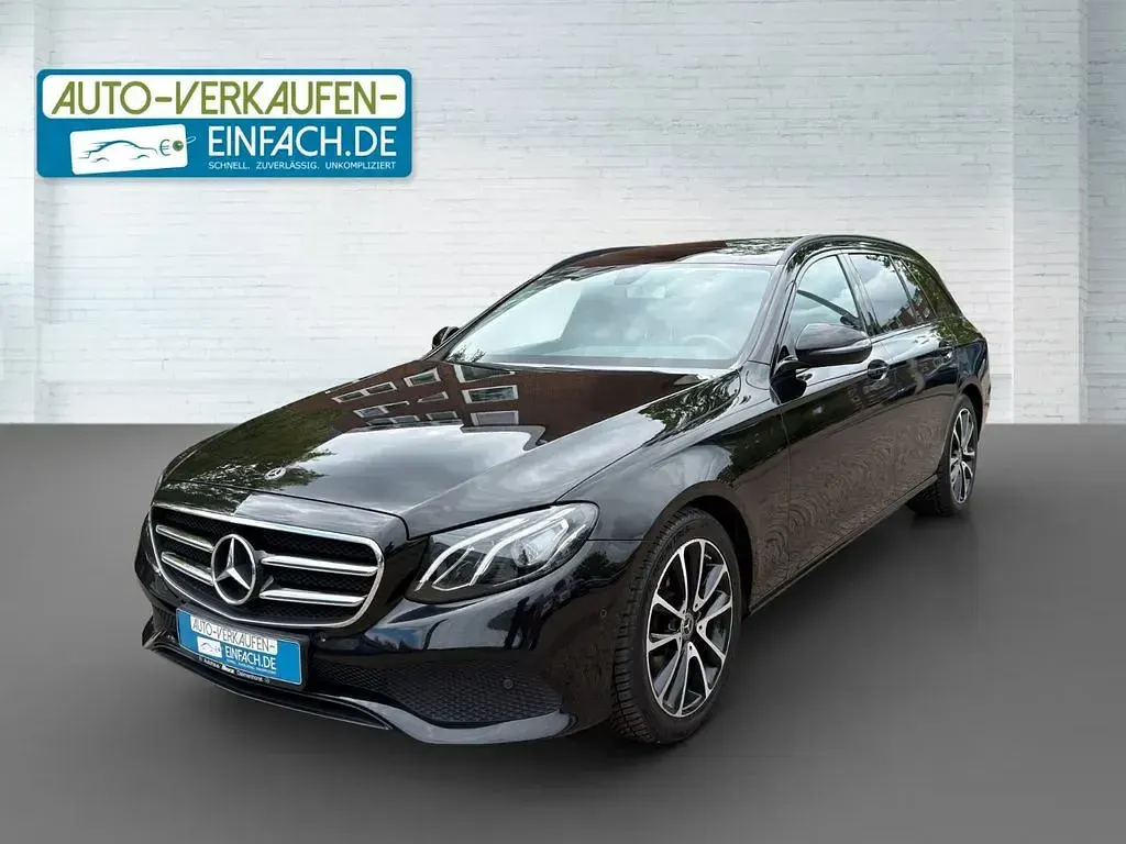 Gebraucht Mercedes E220 Avantgarde 194 PS (142 kW) 2019 Schwarz Kombi