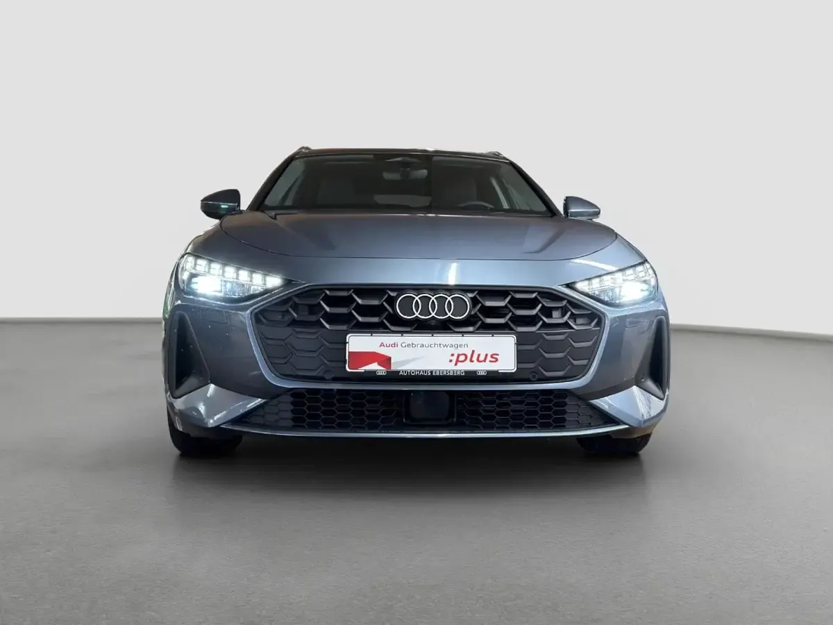 Gebraucht Audi A5 Sport 204 PS (150 kW) 2025 Horizontblau metallic Kombi