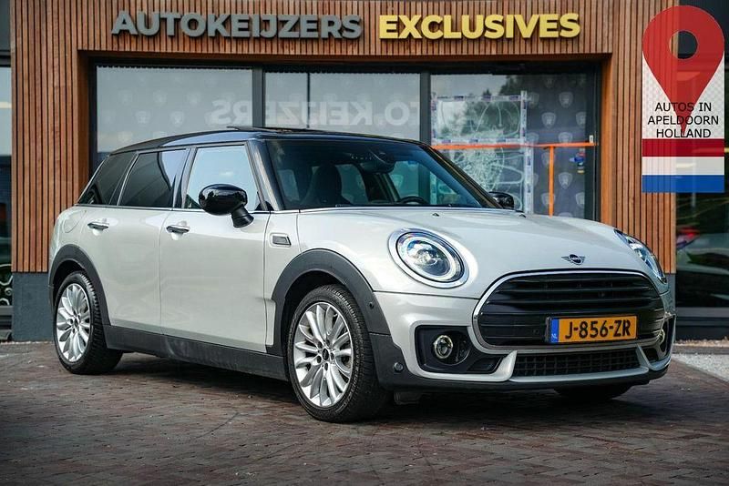 Weiß Gebraucht 2020 Mini John Cooper Works Clubman Kombi | 18.277 € (Fairer Preis) - Bild 1/4