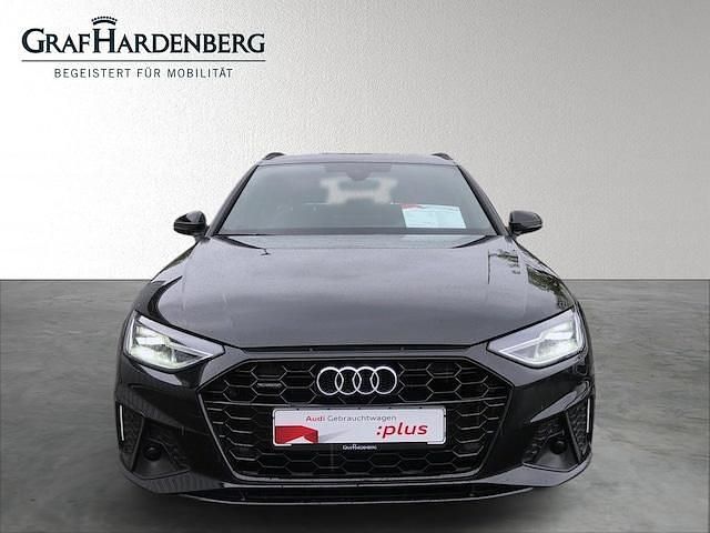Gebraucht Audi A4 S-Line 204 PS (150 kW) 2023 Mythosschwarz metallic Kombi